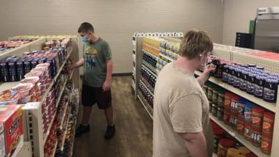 Texas grocery store run by high school students gives free food to families in need - fox29.com - state Texas