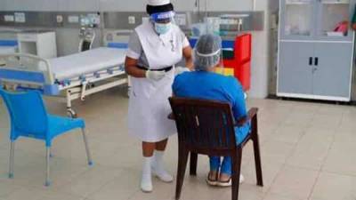 Covid vaccination drive kicks off in Sri Lanka with 'Made in India' vaccines - livemint.com - India - Sri Lanka