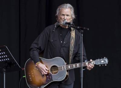 Kenny Chesney - Country Hall of Famer, actor Kris Kristofferson has retired - clickorlando.com - state Tennessee - state Texas - city Nashville, state Tennessee