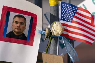 Chuck Schumer - Brian Sicknick - Officer who died after DC riot to lie in honor in Capitol - clickorlando.com - Washington