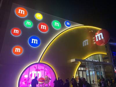 M&M‘s store opens at Disney Springs - clickorlando.com