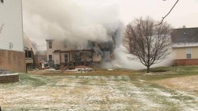 3 killed after plane traveling from north Georgia crashes into Michigan home - fox29.com - Georgia - city Detroit - state Michigan - county Lyon - county Oakland