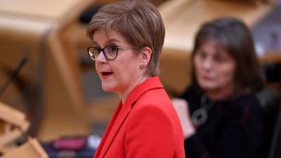 Nicola Sturgeon - Scotland to impose full Covid-19 lockdown from midnight - rte.ie - Scotland