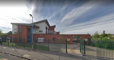 Two staff seriously ill in hospital and several others ‘very unwell’ after Covid outbreak at Salford primary school - manchestereveningnews.co.uk
