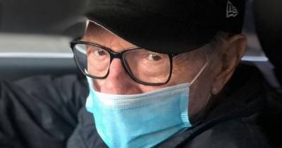David Theall - Ora Media - Larry King moved out of ICU after being hospitalised with coronavirus - mirror.co.uk - Los Angeles