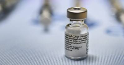 Deena Hinshaw - Tyler Shandro - Alberta health minister, Dr. Hinshaw deny claims of COVID-19 vaccine waste as ‘misinformation’ - globalnews.ca
