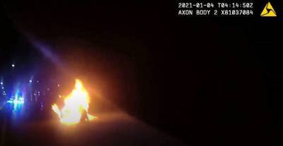 Video: Driver pulled from fiery Palm Coast crash by deputy and good Samaritan - clickorlando.com - county Flagler