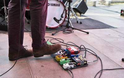 Coronavirus vaccine conspiracy theorists mistake guitar pedal diagram for “5G chip” - nme.com - Italy