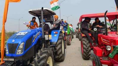 SC expresses concern over large gathering of farmers during Covid-19 - livemint.com - city New Delhi - city Delhi