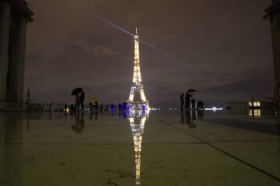 France's hopes lift as US freezes tariffs over tech tax - clickorlando.com - Usa - France
