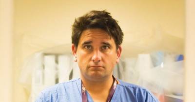 Christmas I (I) - Hospital worker opens up on terror of coronavirus battle that nearly killed him - dailyrecord.co.uk
