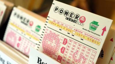 Powerball jackpot rises to $635M ahead of Saturday drawing - fox29.com - state Pennsylvania - county Cross - state Iowa - Des Moines, state Iowa - Washington, county Cross