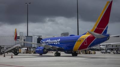 Southwest Airlines sees delays, cancellations due to weather - fox29.com - state Florida