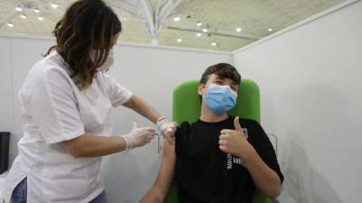 Italy hits target of fully vaccinating 80% of people over 12 - rte.ie - Italy