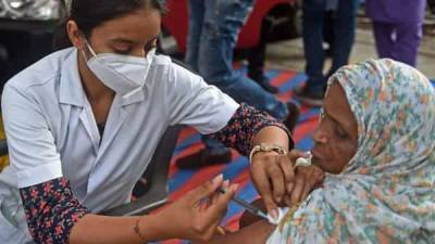 India's Covid vaccination coverage crosses 95.80 crore doses - livemint.com - India