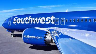 Joe Biden - Greg Abbott - Southwest Airlines will comply with federal vaccine mandate despite Texas governor's order - fox29.com - state Texas