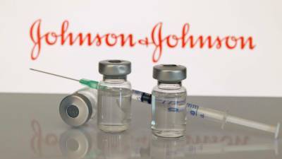 COVID-19 vaccines: Study finds J&J recipients better off with Moderna, Pfizer booster - fox29.com - Los Angeles