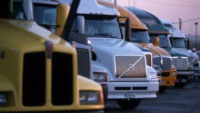 California high school program aims to help nation's growing truck driver shortage - fox29.com - state California