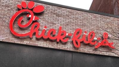 Chick-fil-A 'secretly' marked up food prices for delivery orders: lawsuit - fox29.com - New York - Los Angeles