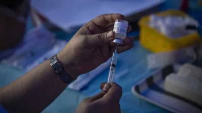 ‘Go for it India’, says Health Minister as India nears 100 crore Covid vaccination milestone - livemint.com - India