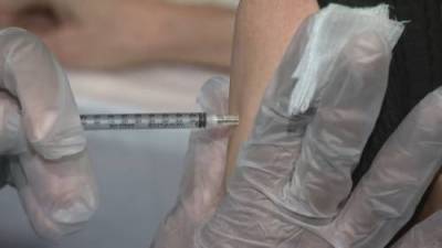 Health officials worried about flu season, make flu shots free this year - globalnews.ca