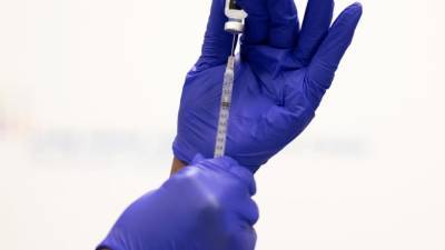 Albert Bourla - Pfizer says COVID-19 booster restores vaccine efficacy to 95.6% - fox29.com - New York - Germany