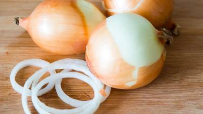 CDC: Salmonella outbreak linked to onions imported from Mexico - fox29.com - Usa - Mexico
