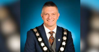 West Lincoln - Dave Bylsma - Niagara Region mayor docked pay for ‘inappropriate’ message to female constituent - globalnews.ca - county Niagara