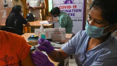 Covid vaccination: After 100-cr jabs milestone, Centre shifts focus on those waiting for second dose - livemint.com - India