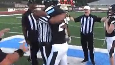 Army dad dresses as referee, surprises son at football game - fox29.com - state Alabama