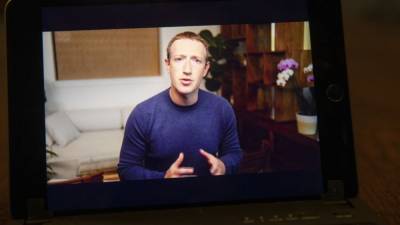 Mark Zuckerberg - Facebook changes company name to Meta to emphasize its ‘metaverse’ vision - fox29.com - France