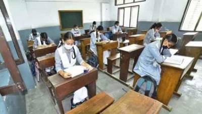 Himachal Pradesh: Over 400 students, 50 teachers test Covid positive in Kangra in a month - livemint.com - India