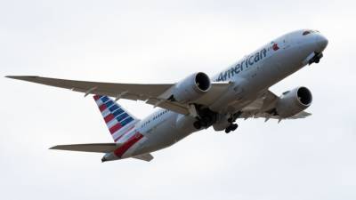 American Airlines cancels hundreds of flights ahead of Halloween - fox29.com - Usa