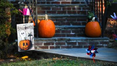 Joe Biden - Halloween: Americans revive spirit of country’s spookiest holiday - fox29.com - Usa
