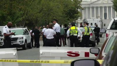 Man in custody after US Capitol Police investigate suspicious vehicle near Supreme Court - fox29.com - Usa - Washington