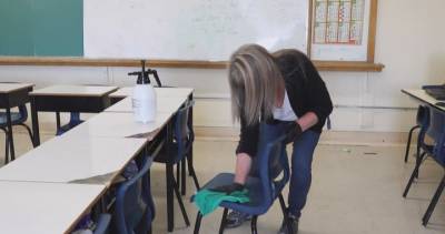 New Brunswick school custodians falling behind in COVID-19 cleaning need help, union says - globalnews.ca