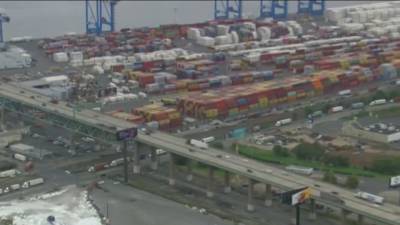 Backlog of containers at Philadelphia Port could mean limited items in stores - fox29.com - city Wilmington