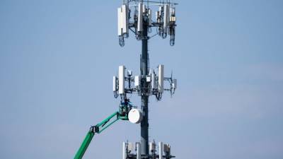 FAA worries new 5G wireless service could interfere with aviation safety - fox29.com - Washington