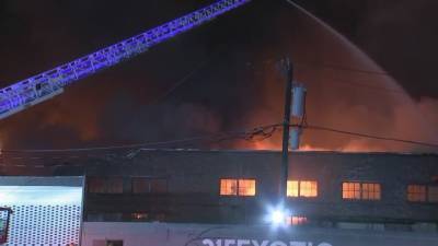 Crews battle 4-alarm warehouse fire in Port Richmond - fox29.com - city Richmond - county Tioga
