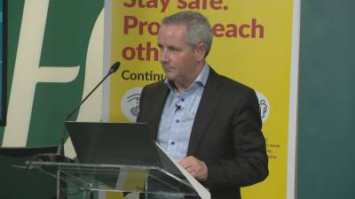 Paul Reid - 'Steady number' coming forward for Covid-19 vaccination, says Reid - rte.ie