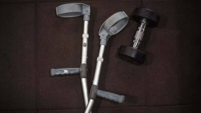 US hospitals ask for donations of gently used crutches, canes, walkers amid shortage - fox29.com - Usa - state Texas - state South Carolina - state Utah