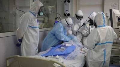 US hospitals under siege as Covid-19 packs ICU - livemint.com - Usa - India