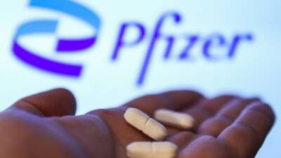 Pfizer asks FDA for emergency approval of COVID-19 pill, Paxlovid - fox29.com - Usa - Washington