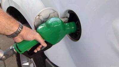 Gas prices hold steady in NJ, across nation ahead of holiday - fox29.com - state New Jersey