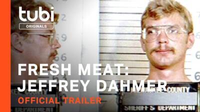 Jeffrey Dahmer - Jeffrey Dahmer is 'like a shark' in Tubi’s new true crime documentary - fox29.com - city Chicago - city Milwaukee