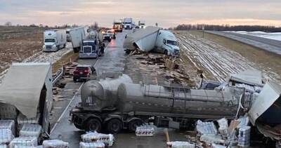 Environment Canada - Freezing rain wreaks havoc on roads in Edmonton region, several fatal collisions Thursday morning - globalnews.ca - Canada - region Edmonton