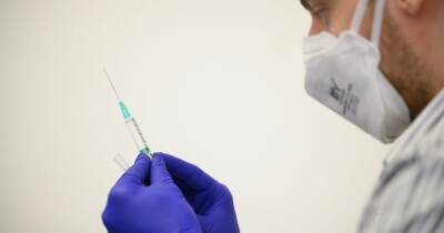 All UK adults set to be offered Covid booster vaccine to tackle Omicron variant - manchestereveningnews.co.uk - Britain