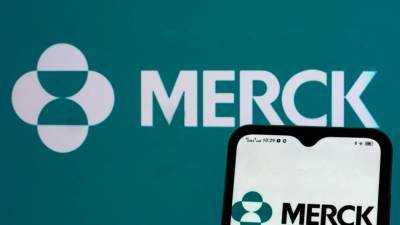 Merck COVID-19 pill: UK authorizes antiviral in world's 1st approval of drug - fox29.com - Britain
