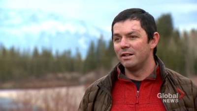 Alberta man shares story after surviving bear attack in Kananaskis Country - globalnews.ca