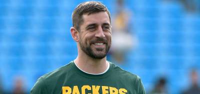 Aaron Rodgers - Aaron Rodgers Says He's in the 'Crosshairs of the Woke Mob' After Positive COVID Test - justjared.com